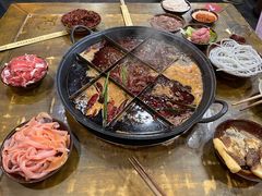 -正南齊北重庆老火锅(光华村直营店)