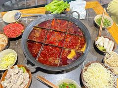 -正南齊北重庆老火锅(光华村直营店)