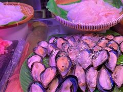 -领鲜活海鲜榴莲自助火锅(东门店)