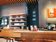 大堂-星巴克(南昌西湖万达店)