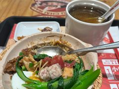 -华记煲仔华·煲仔饭(市桥易发店)