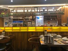 -胡须佬鸡煲四季火锅店(石厦西村直营店)