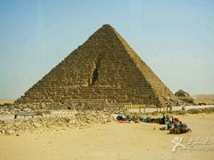 -吉萨金字塔群