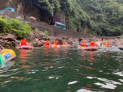 -安吉龙王山峡谷漂流