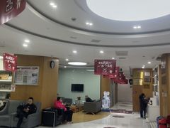 -雅悦齿科(顾村公园店)