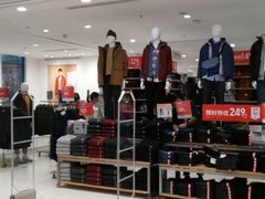 -优衣库(上海金桥国际商业广场店)