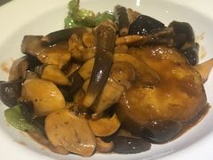 -半山腰·云南菜(侨福芳草地店)