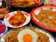 -萍姐火锅·公路夜市(武汉首店)