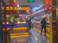 -布罗城堡自助烧烤(鸿通城购物中心店)