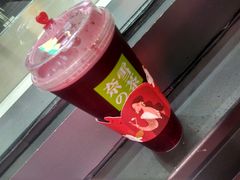 -奈雪的茶(湖滨银泰in77C区PRO店)