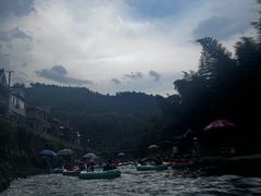 -虎啸峡漂流