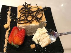 -港丽餐厅(高德置地店)