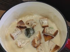 -瑞食酒馆 La Taverne Suisse