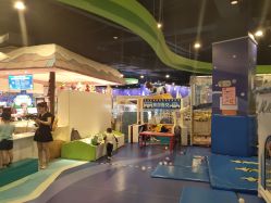 -多奇妙乐园·淘气堡·电玩·抓娃娃(海口吾悦店)