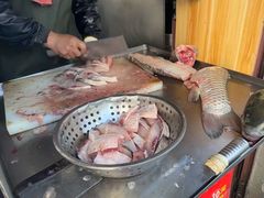 -梅记大块头爆鱼店(乍浦路店)