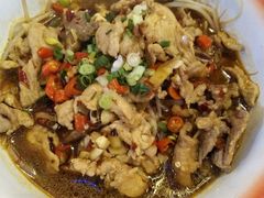 水煮肉片-老三样·美食研究中心(世贸路店)