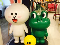 -LINE FRIENDS Garosu-gil Flagship Store