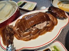 香酥烤鸭半只-秀儿四九城·新京菜(亚运村鸟巢店)