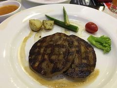 -斗牛士牛排餐厅(嘉里汇店)