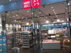 -名创优品(万达广场河东店)