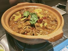 -龙巢盱眙龙虾·牛蛙·烧烤宵夜(八卦岭店)