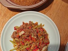 -聚鑫朋酸菜肥肠(九龙仓店)