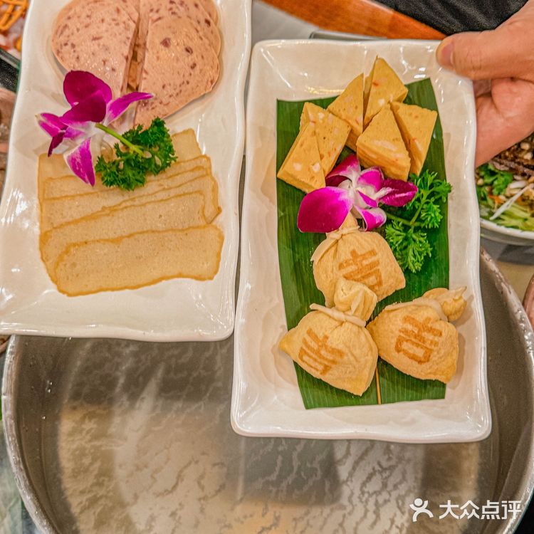 纯个人私藏的椰子鸡火锅！不想和你说，但真的藏不住了！