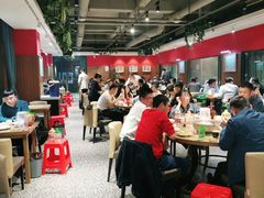 大堂-永红源啤酒·烧烤·海鲜·大排档(青特城店)