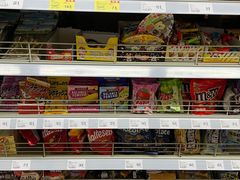 -新苗超市(科英布拉街店)