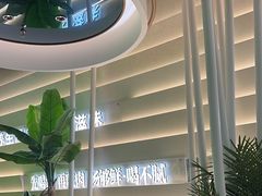 -洪氏嗨捞·广东猪肚鸡·椰子鸡火锅(西咸万象城店)