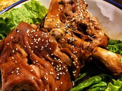 土灶柴火肘子-卧龙堡客栈·中餐厅(古北水镇店)