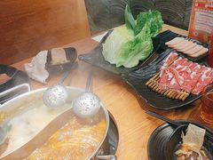 -呷哺呷哺(普陀乐购真北店)
