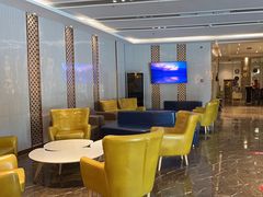 -潮漫酒店(北京通州环球度假区临河里地铁站店)
