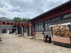 -清风小镇闯关东影视基地