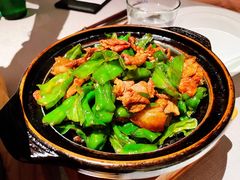 天柱山辣椒炒黑毛猪肉-山里亲戚(淞虹路店)