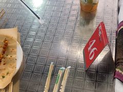 -刘姐啤酒鱼民族演艺餐厅(西街总店)