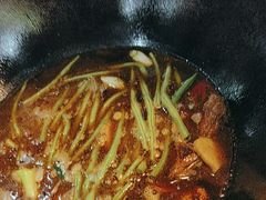 -哈尔滨烧烤·山河村铁锅炖(交大店)