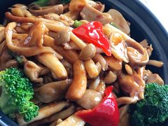 蚝皇菌菇煲-便宜坊烤鸭店(甜水园店)