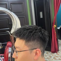 -豪帅男士理容馆