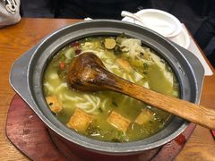 -周鱼小馆石锅酸菜鱼(活力汇店)