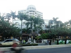 -芽庄日出海滩水疗酒店