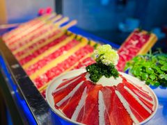 -野山舂·贵州现舂酸汤牛肉(民生路店)