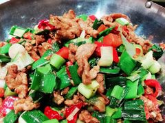 坛子菜炒土猪肉-佬湘楼(越秀城市广场店)