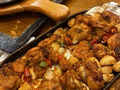 -老东镇啤酒屋海鲜加工·蒸汽海鲜·海鲜烧烤(台东店)