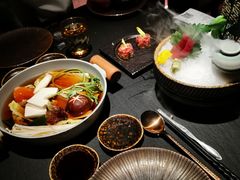 -蟹犇前•帝王蟹雪蟹(陆家嘴店)