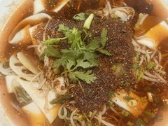-辣盆盆麻辣小龙虾(哈尔滨总店)