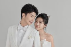 -蒙太奇婚纱摄影(万达店)