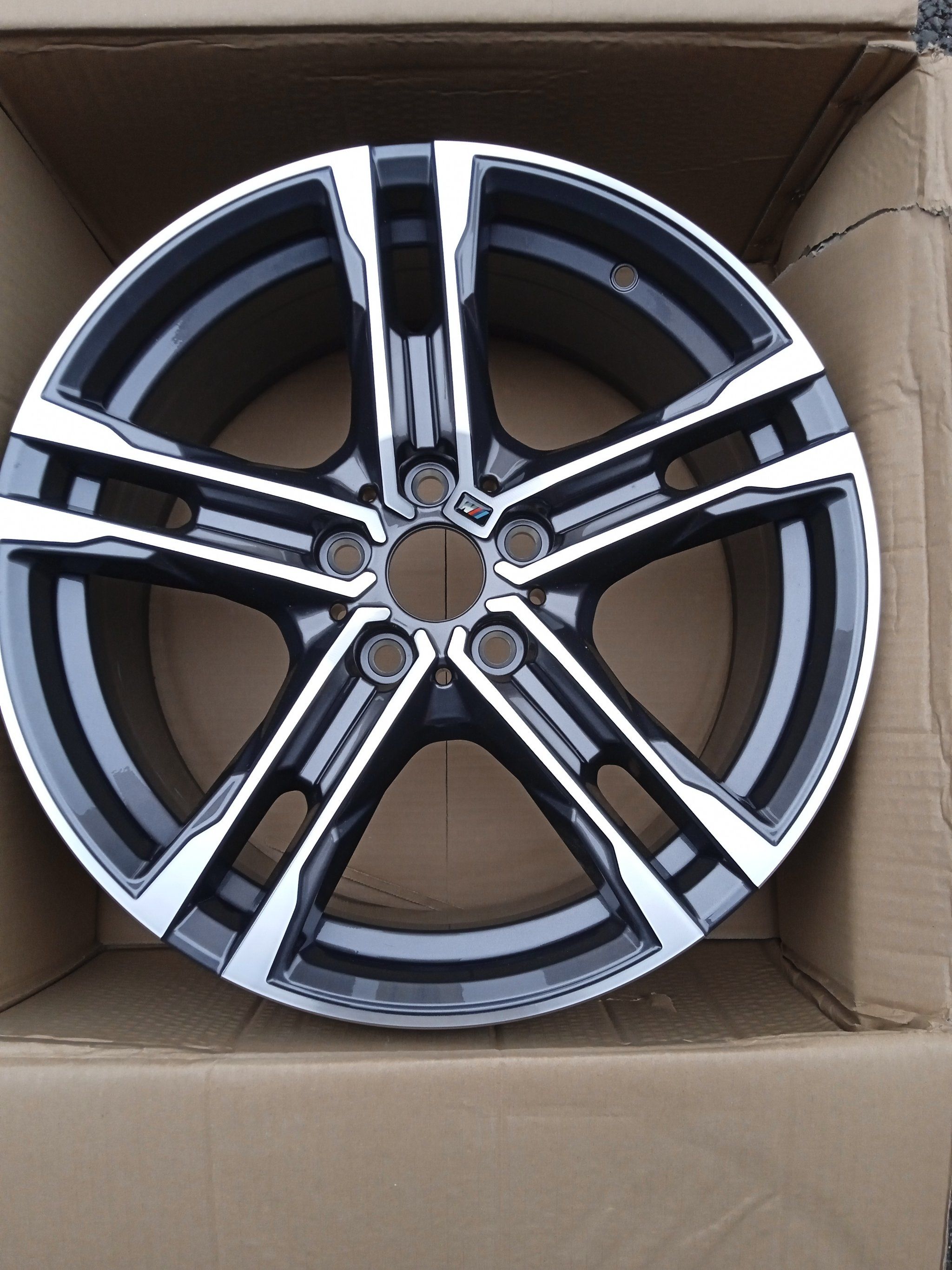 18寸宝马1系原装轮毂