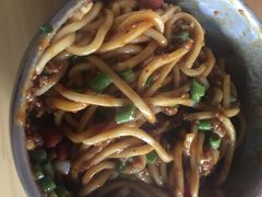 素椒杂酱面-左撇子私房面