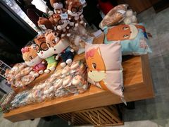 -三只松鼠生活馆(芜湖弋江金鹰店)